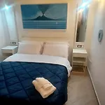 Neapolis Mini Flat