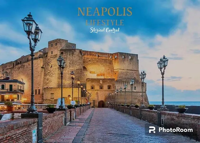 Neapolis Mini Flat