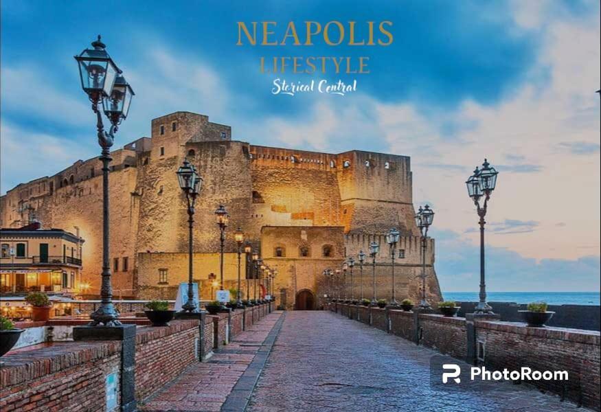 Neapolis Mini Flat *